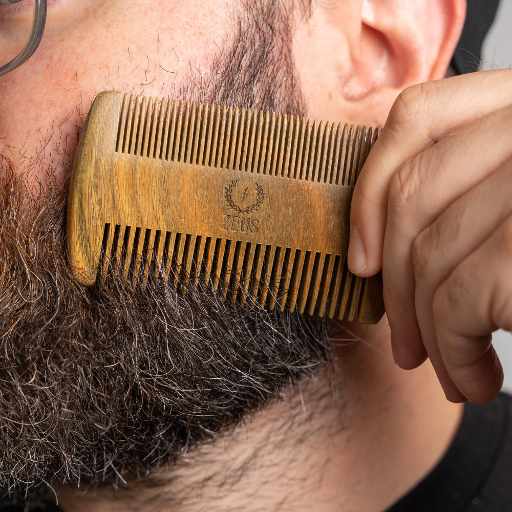 Zeus Double Side Sandalwood Beard Comb Use